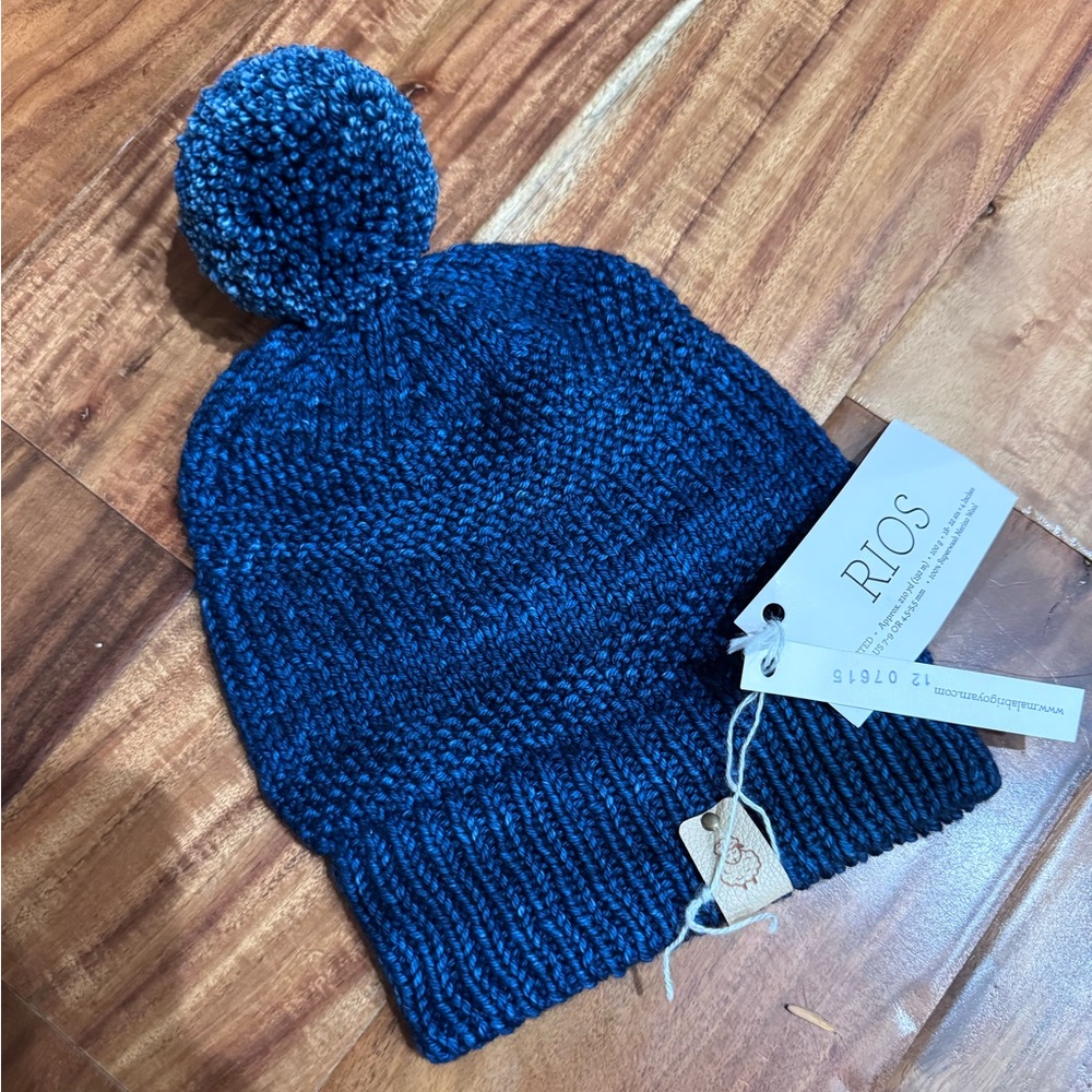 NWT beanie made of Malabrigo yarn.